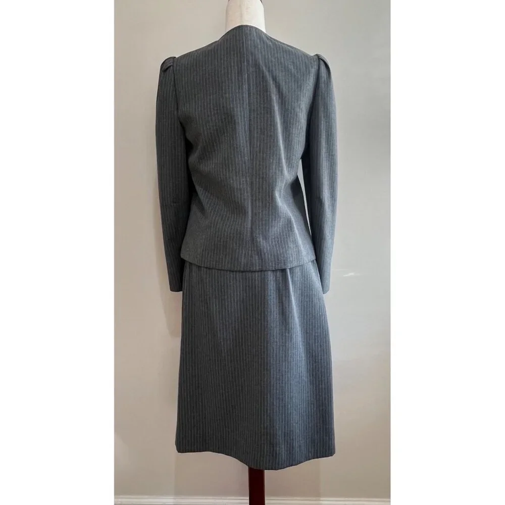 VTG Fire Fly 2 Piece Skirt Suit Womens 9/10 Gray Pinstriped 80s Union Made